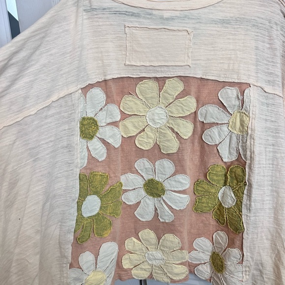 Oli & Hali Floral V-Neck Blouse - Cream and Green - Picture 6 of 7